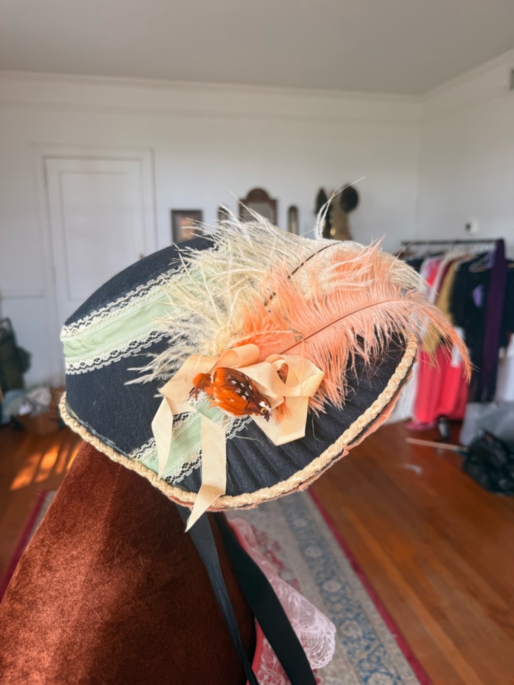 Vintage Black Feathered Vintage-Style Hat with Peach Accents
